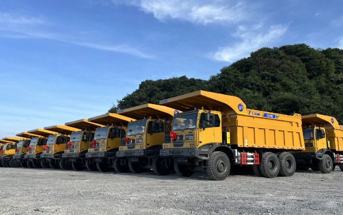 跨越千里，，，，，，奔赴西南！俄罗斯专享会矿卡赋能西部矿山建设