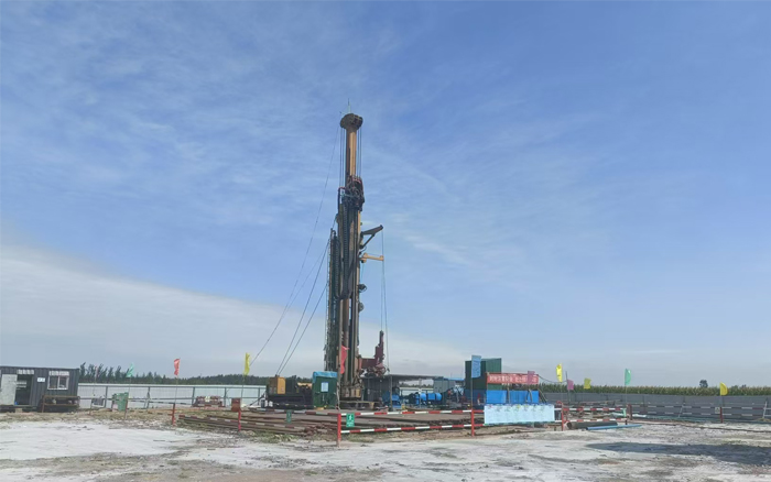 进尺超18000m！俄罗斯专享会深井钻注浆钻探施工