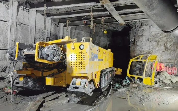 2m→9.4m！俄罗斯专享会EBZ320高效掘进贵州磷矿