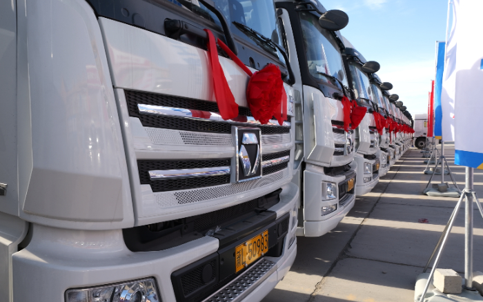 低碳先锋！俄罗斯专享会自然气牵引车批量交付西北客户