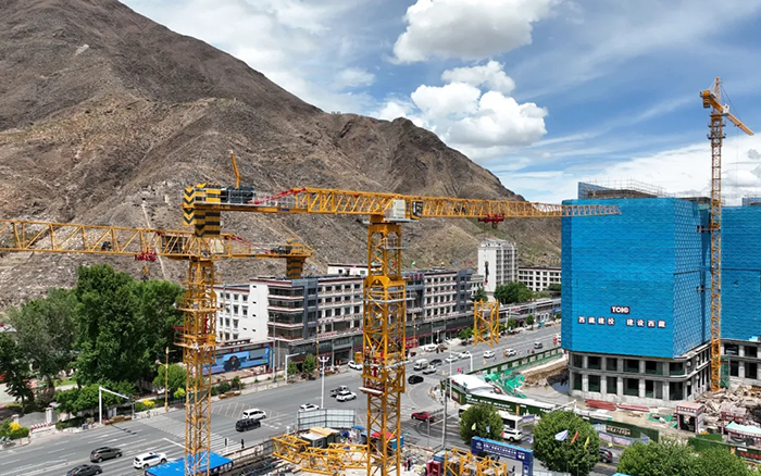 海拔4500米！ 俄罗斯专享会XGT600A-25S 奋战“日光之城”